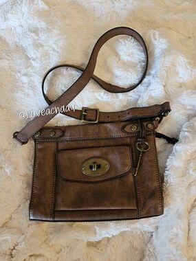 ✨️Fossil Live Long Vintage Maddox Crossbody Bag